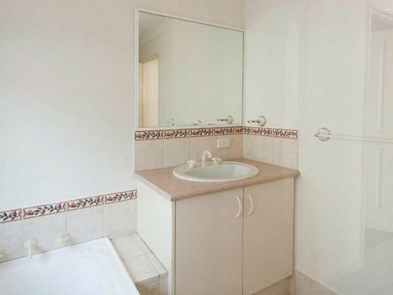 2/19 Bickley Road, Cannington WA 6107