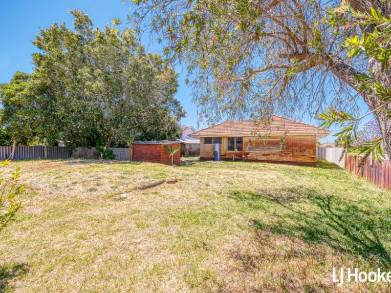 10 Wellington Street, Queens Park WA 6107