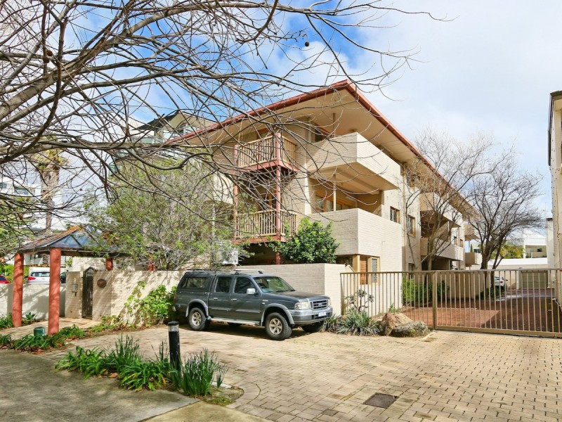 8/37 Mill Point Road, South Perth WA 6151
