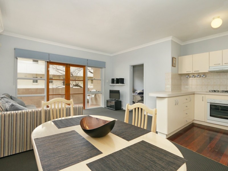 8/37 Mill Point Road, South Perth WA 6151