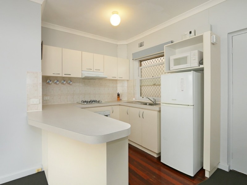 8/37 Mill Point Road, South Perth WA 6151