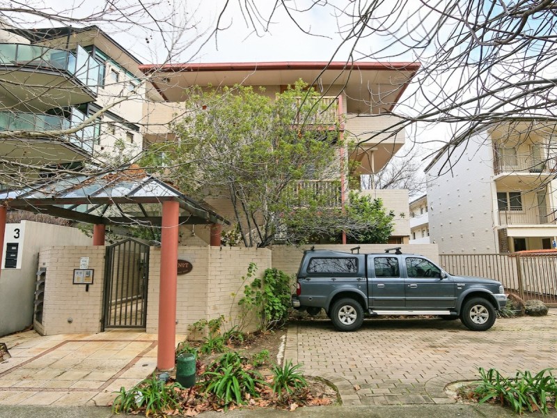 8/37 Mill Point Road, South Perth WA 6151