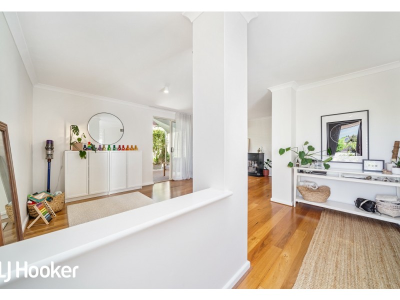 1/13 Kitchener Road, Melville WA 6156