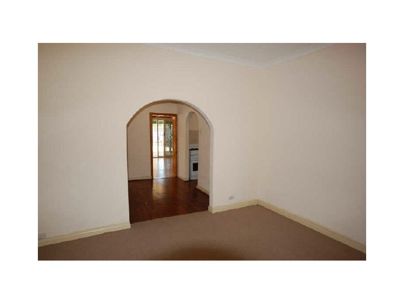 80 Gibbs Street, East Cannington WA 6107