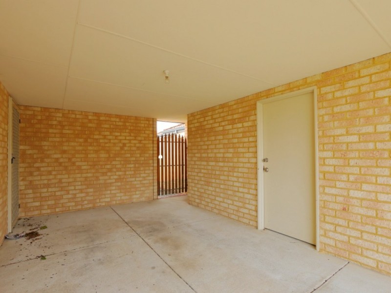 2/14 Crawford Street, Cannington WA 6107