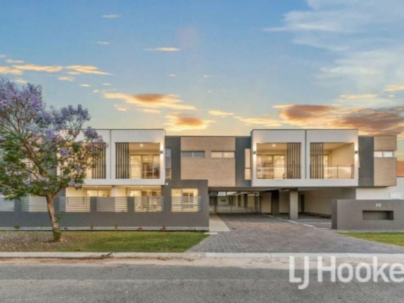 4/35 Thomas Street, East Cannington WA 6107