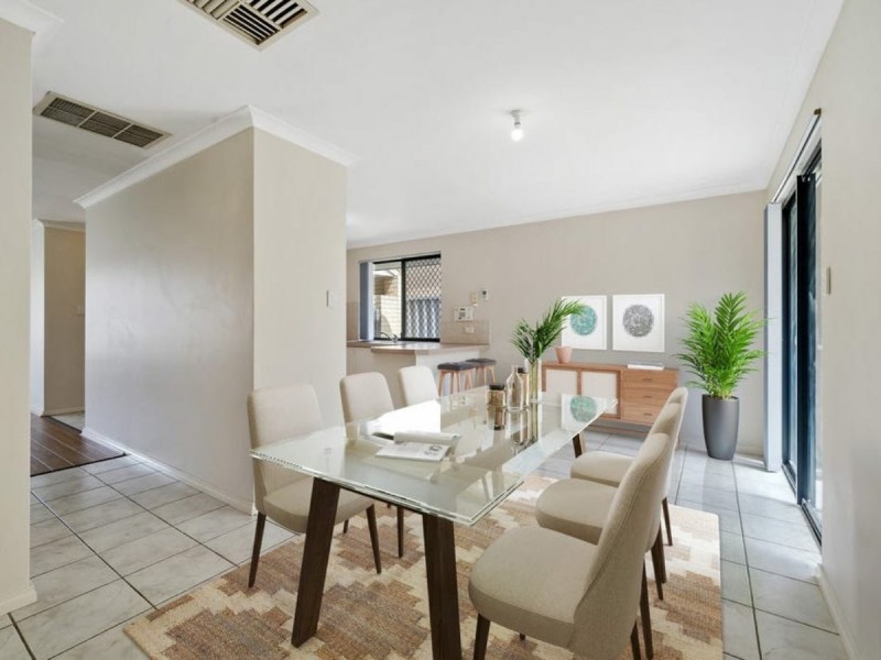 1/245 Robinson Avenue, Cloverdale WA 6105