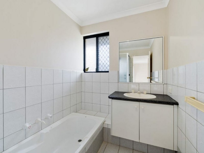 1/245 Robinson Avenue, Belmont WA 6104