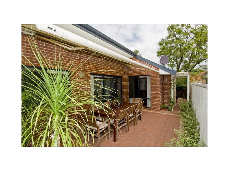 13A Sunbury Road, Victoria Park WA 6100