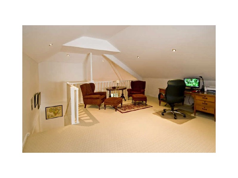 13A Sunbury Road, Victoria Park WA 6100