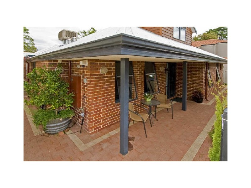 13A Sunbury Road, Victoria Park WA 6100