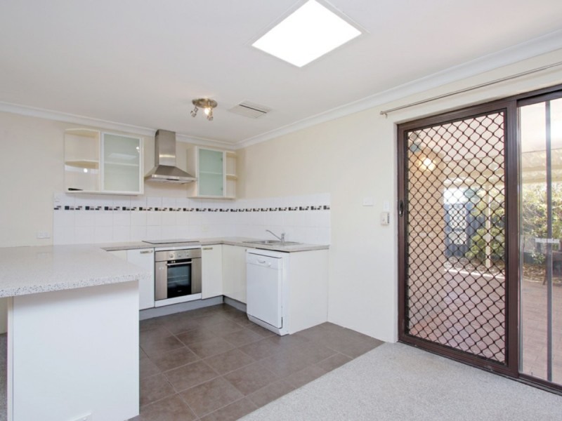 7/59 Manley Street, Cannington WA 6107