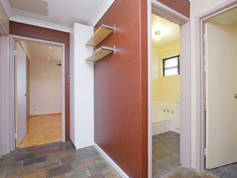 7/59 Manley Street, Cannington WA 6107