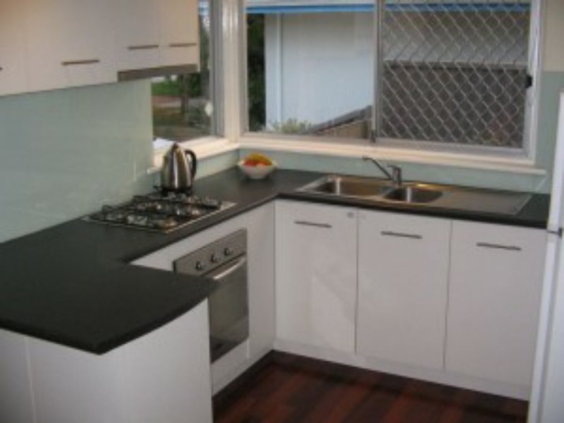 11 Peacock Street, Cloverdale WA 6105