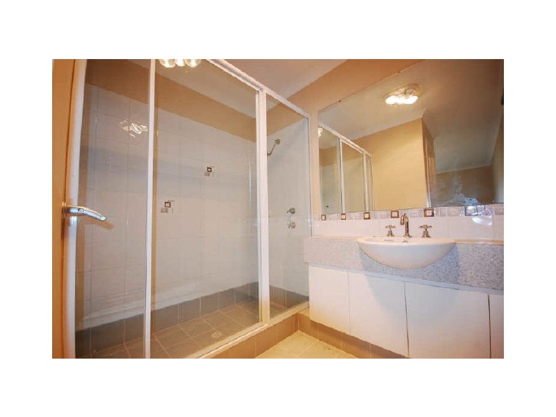 130 Seville Drive, Seville Grove WA 6112