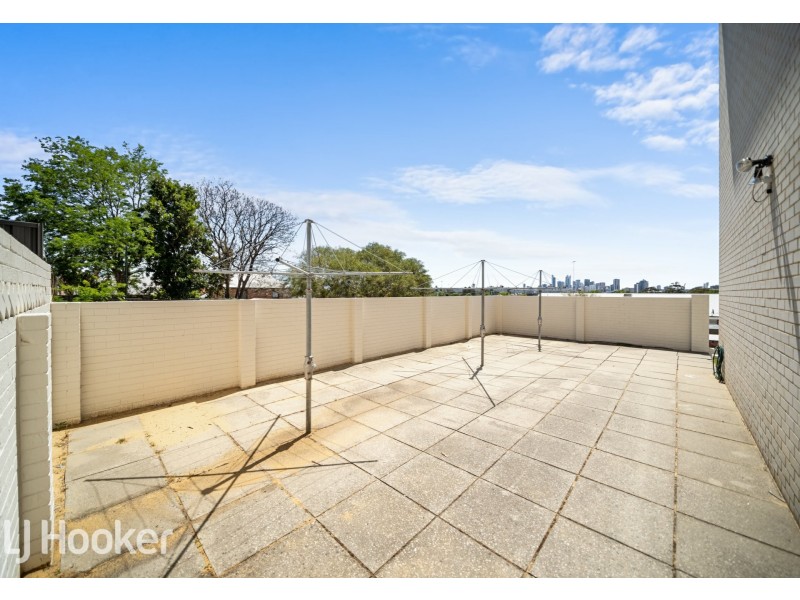 1/17 King George Street, Victoria Park WA 6100
