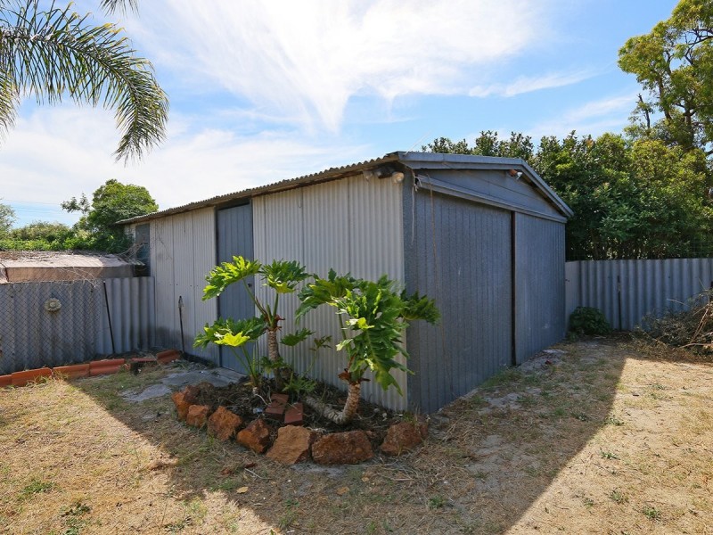 14 Priske Way, Rivervale WA 6103