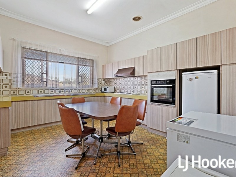 73 Upton Street, St James WA 6102