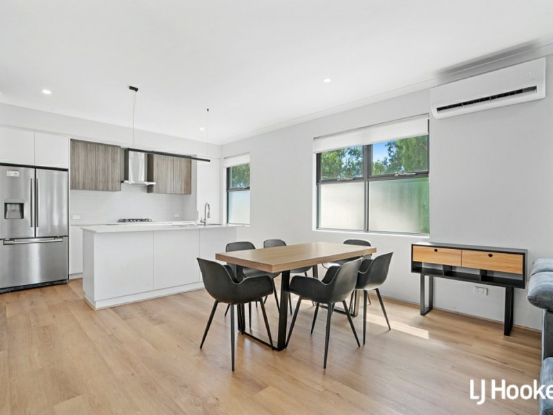 2/174 Leake Street, Belmont WA 6104