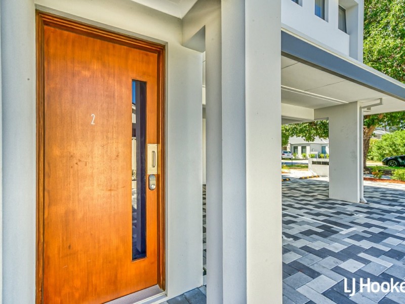 2/174 Leake Street, Belmont WA 6104