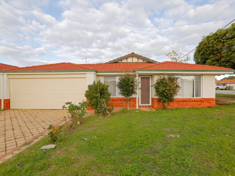 50 Cross Street, Queens Park WA 6107