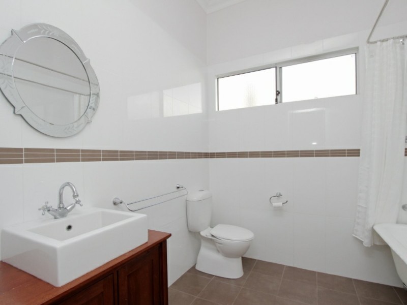 122 Stuart Street, Inglewood WA 6052