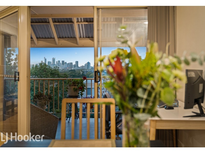 9/12 King George Street, Victoria Park WA 6100