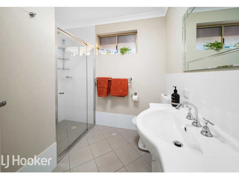 9/12 King George Street, Victoria Park WA 6100