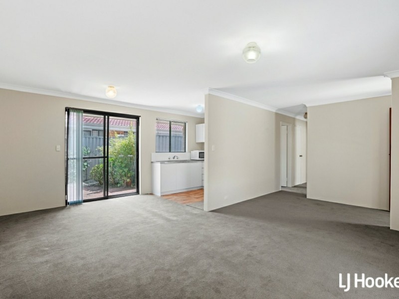 2/106 Carnarvon Street, East Victoria Park WA 6101