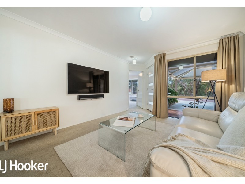 10 Windsor Drive, Gosnells WA 6110