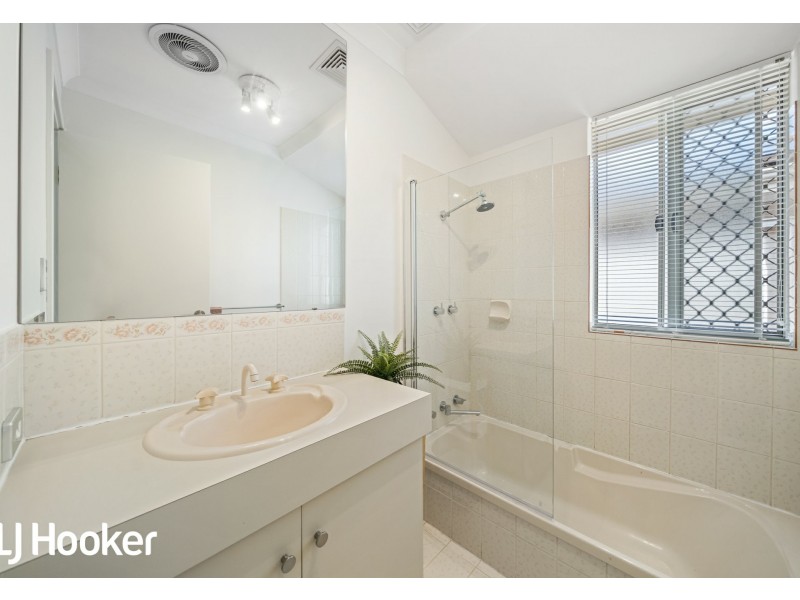 10 Windsor Drive, Gosnells WA 6110