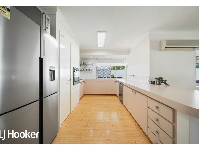 10 Windsor Drive, Gosnells WA 6110