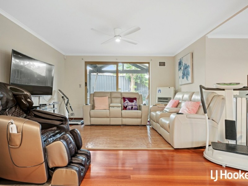 447 Riverton Drive East, Riverton WA 6148