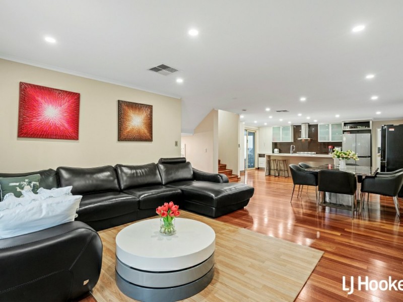 447 Riverton Drive East, Riverton WA 6148