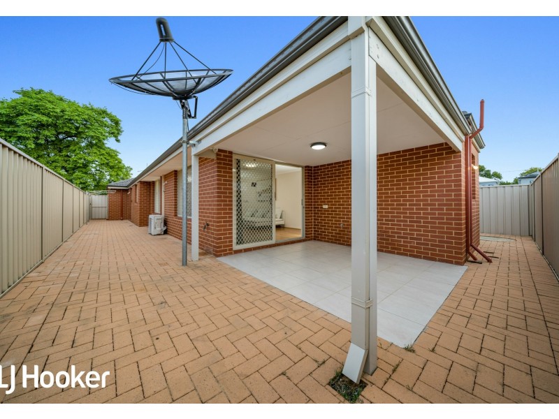 92 George Way, Cannington WA 6107