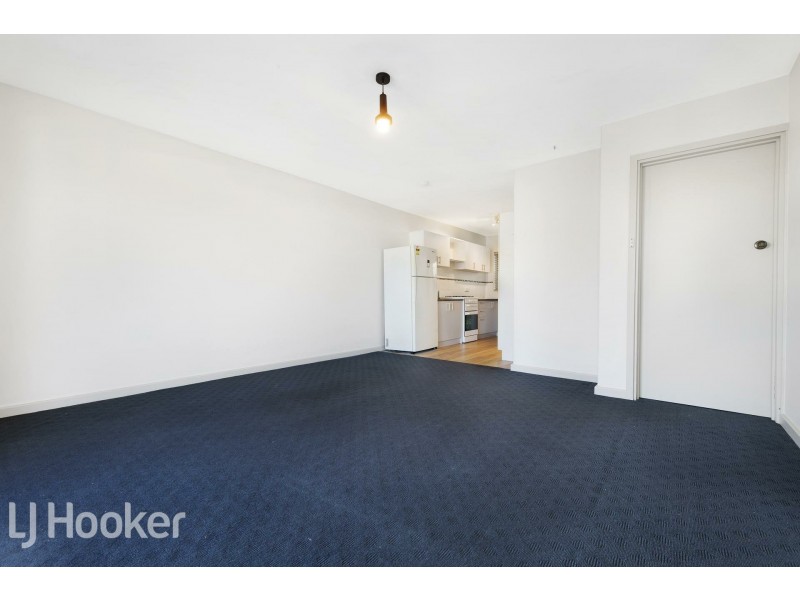 4/17 King George Street, Victoria Park WA 6100