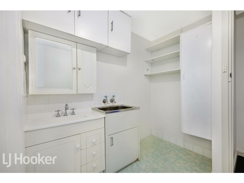 4/17 King George Street, Victoria Park WA 6100