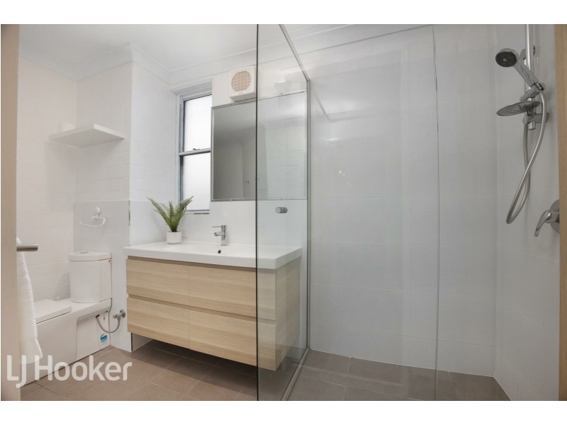 16/105 Washington Street, Victoria Park WA 6100