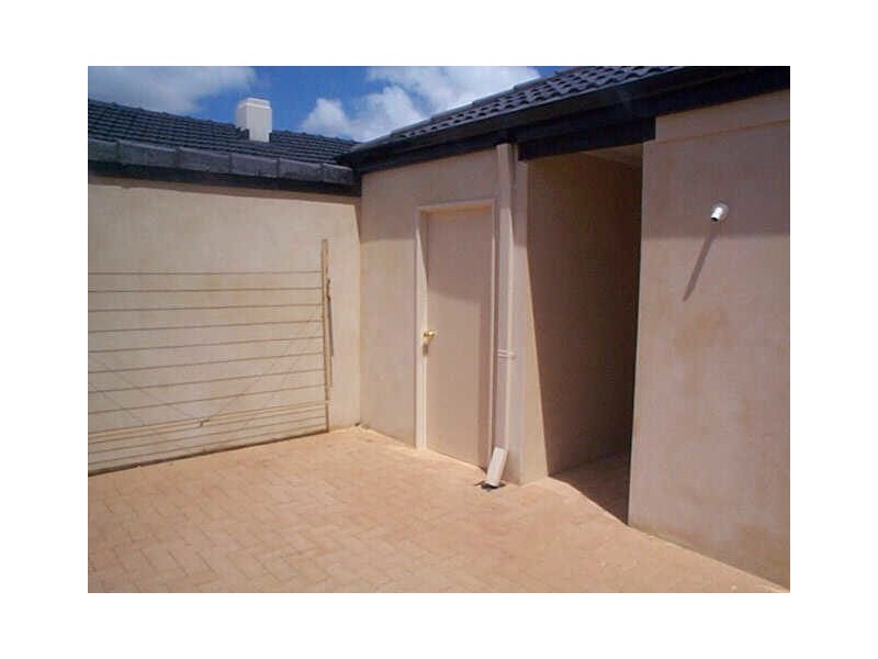 8/99 Armstrong Road, Wilson WA 6107