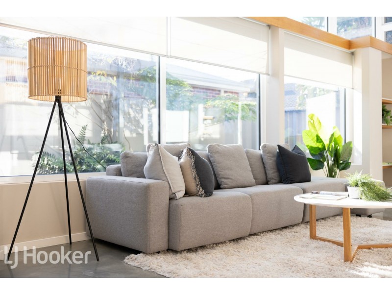 31 Walpole Street, St James WA 6102