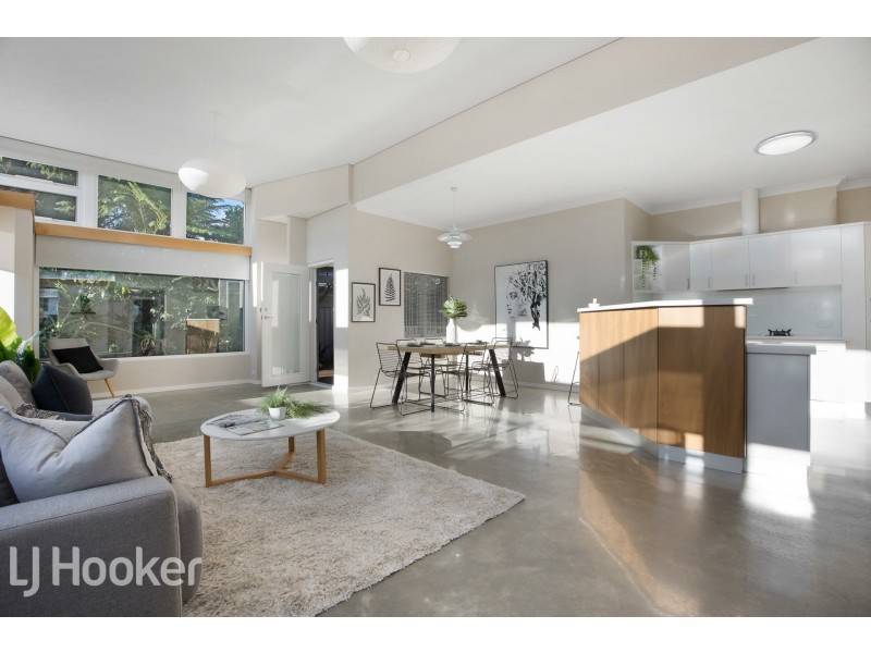 31 Walpole Street, St James WA 6102