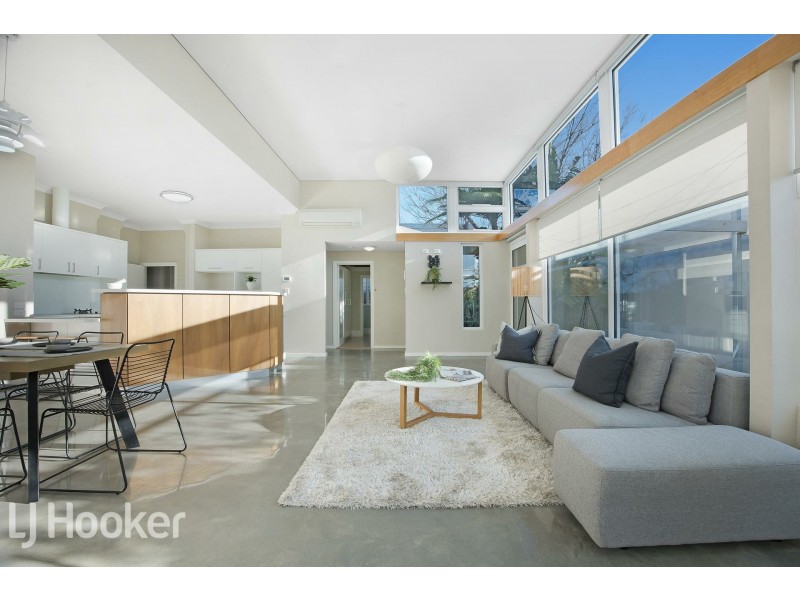 31 Walpole Street, St James WA 6102