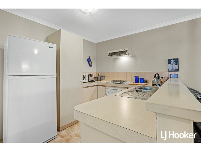 5/8 Leslie Street, Cannington WA 6107