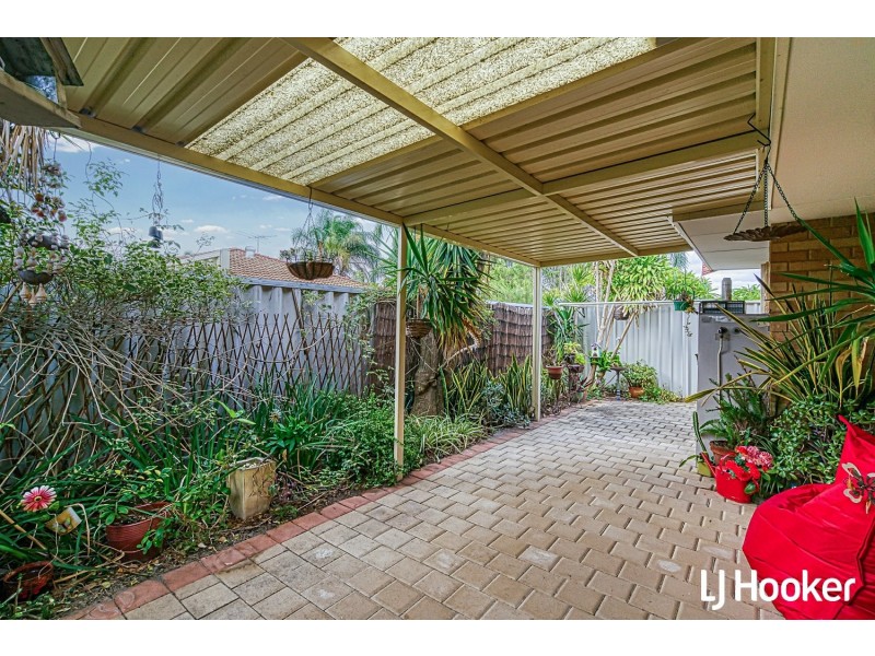 5/8 Leslie Street, Cannington WA 6107