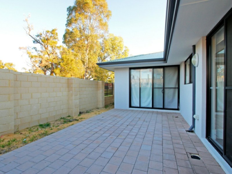 102B Walter Street, Gosnells WA 6110