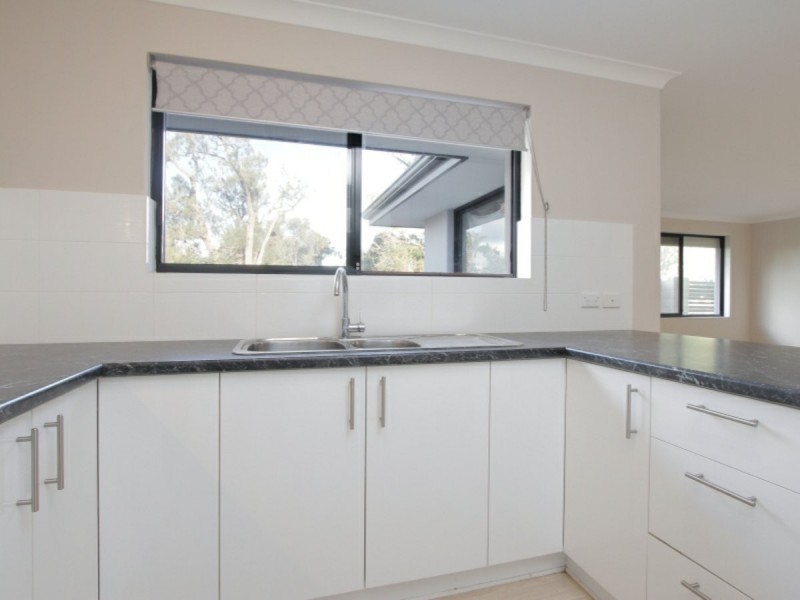 102B Walter Street, Gosnells WA 6110