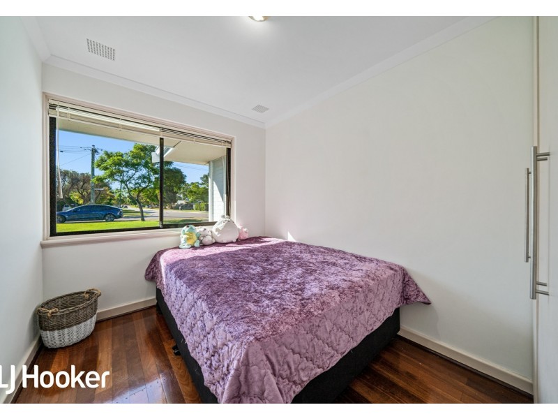 9 Hermes Street, Riverton WA 6148