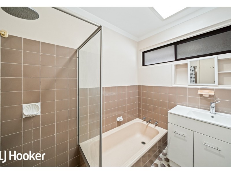 9 Hermes Street, Riverton WA 6148