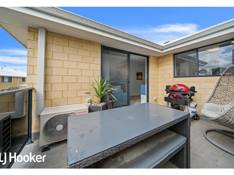 13/18 Whitlock Road, Queens Park WA 6107