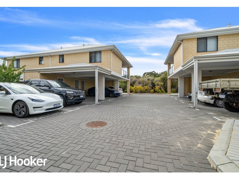 13/18 Whitlock Road, Queens Park WA 6107